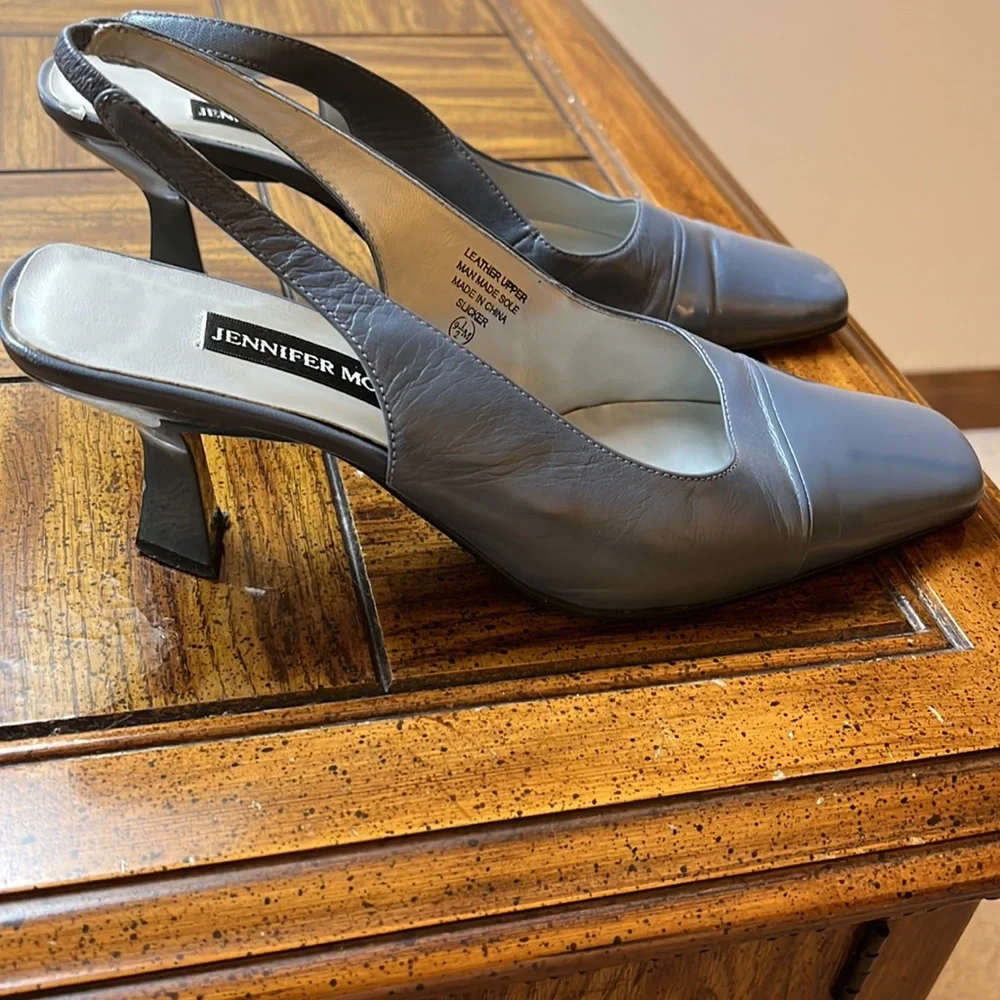 Jennifer More Periwinkle slingback shooed sz 91/2.